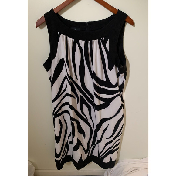 Alyx Woman 16 Dress Sheath Dress Sleeveless Black White Geometric Print Pockets - Picture 1 of 5